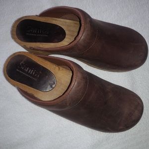 Women's Sanita Clogs